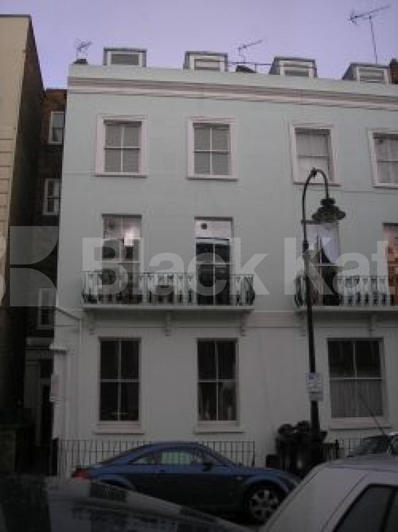 			3 Bedroom, 1 bath, 1 reception Flat			 Gloucester Avenue, REGENTS PARK NW1